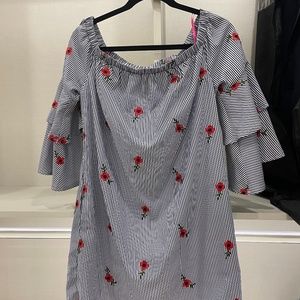 Betsy Johnson size 10 blue and white striped off shoulder dress